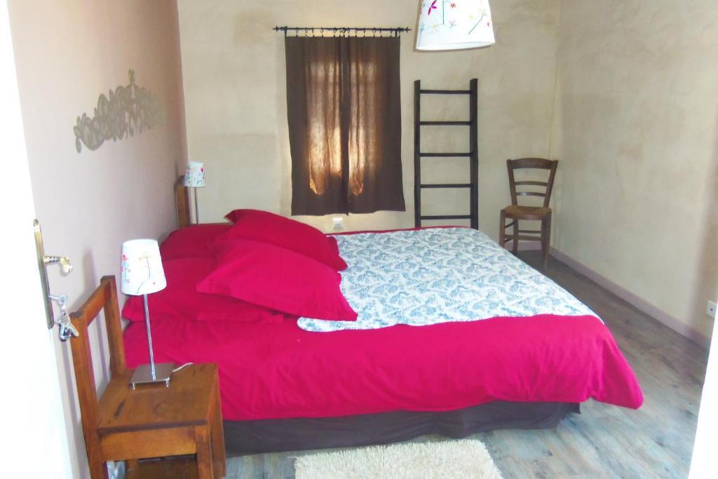 Hotel La Petite Madeleine Castillon-la-Bataille Habitación foto